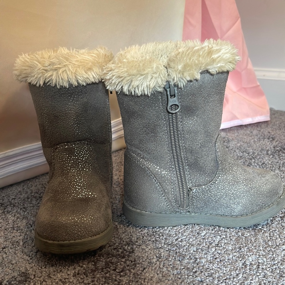 Trendy grey and cream sparkle boots size 7
